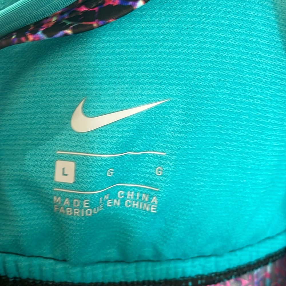 Nike Neon Leaf Racerback Top - Picture 7 of 7